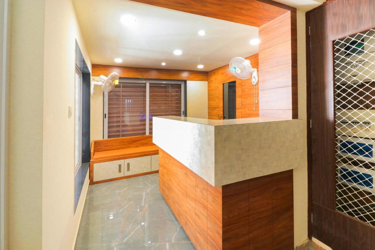 Oyo 63903 Hotel Shree Ram Villa Dwārka 外观 照片