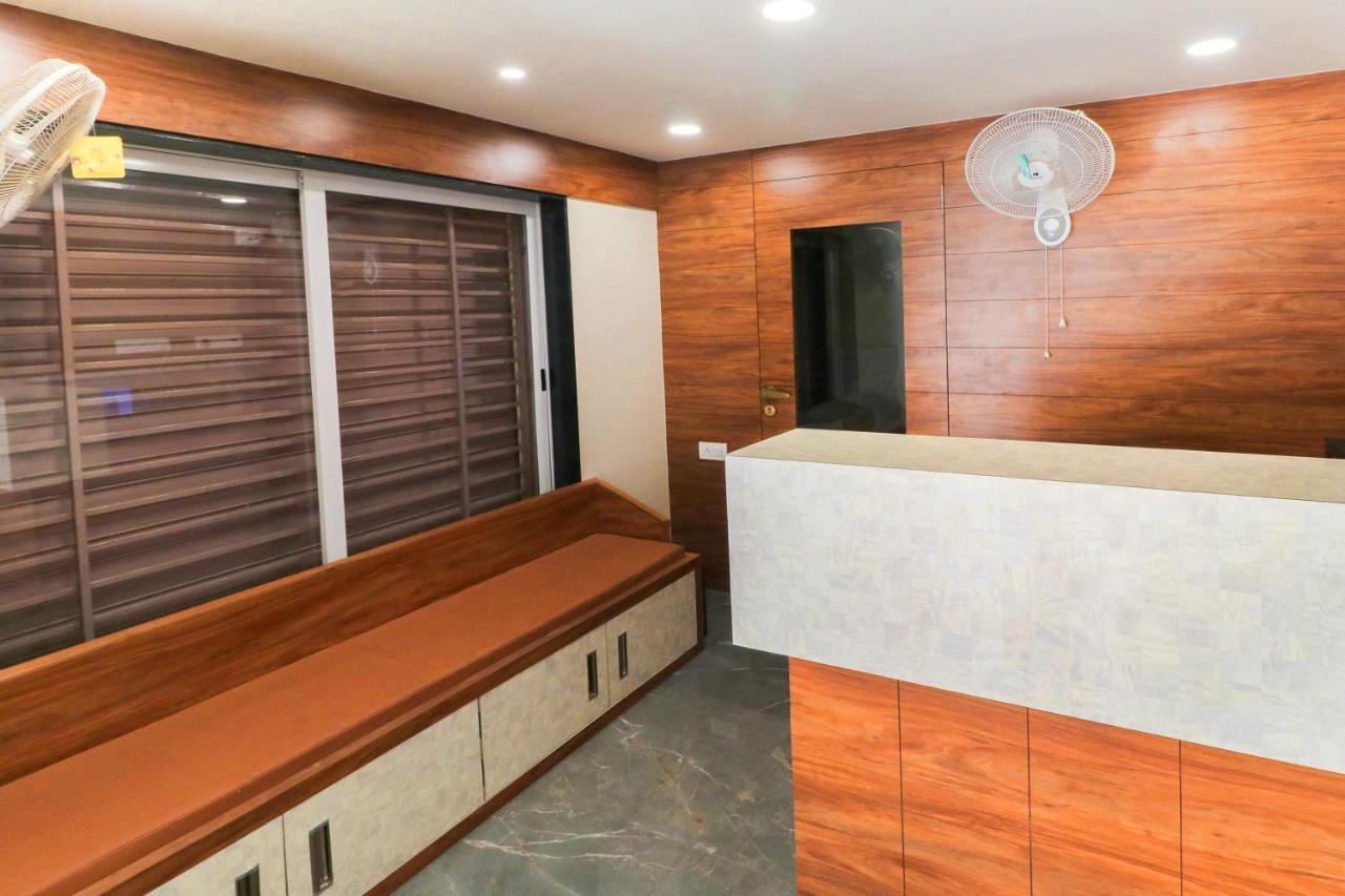 Oyo 63903 Hotel Shree Ram Villa Dwārka 外观 照片