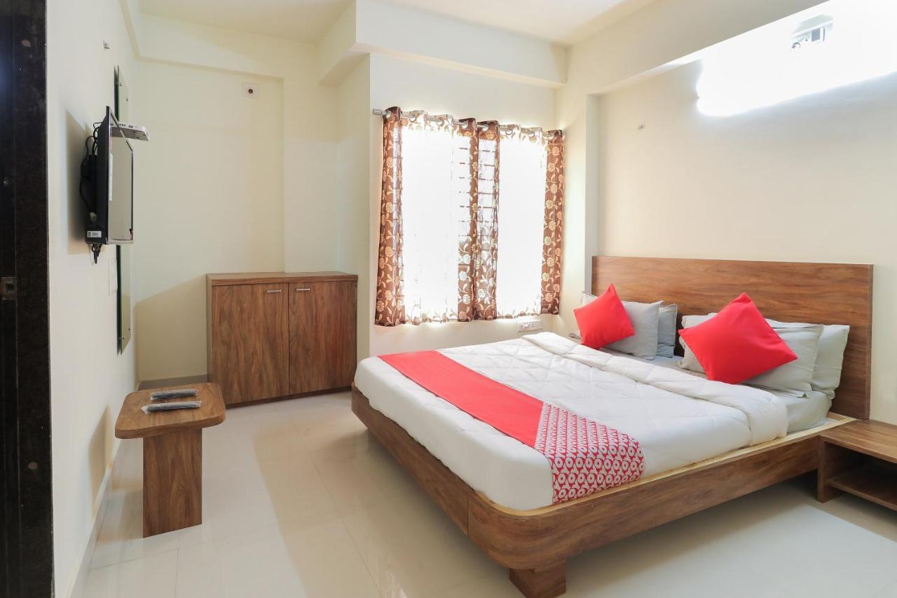 Oyo 63903 Hotel Shree Ram Villa Dwārka 外观 照片